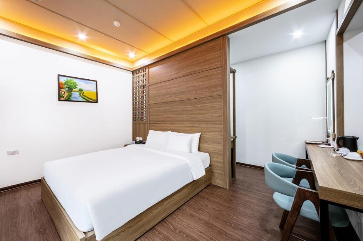 A25 Hotel - 21 Nghia Tan Hanoj Exteriér fotografie